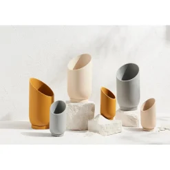 Capra Summit Planters