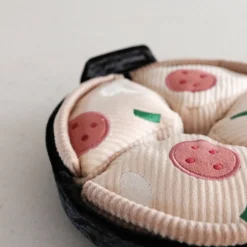 DEEP DISH PIZZA//ENRICHMENT DOG TOY