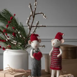 Felt Branch, White berries