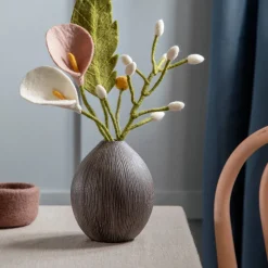 Felt Lily Flower, White