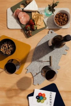 Felt Wine-Otes, Cheers!