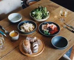 Hasami Porcelain Large Bowl - Round, Natural