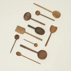 Walnut Spoon, Large Round